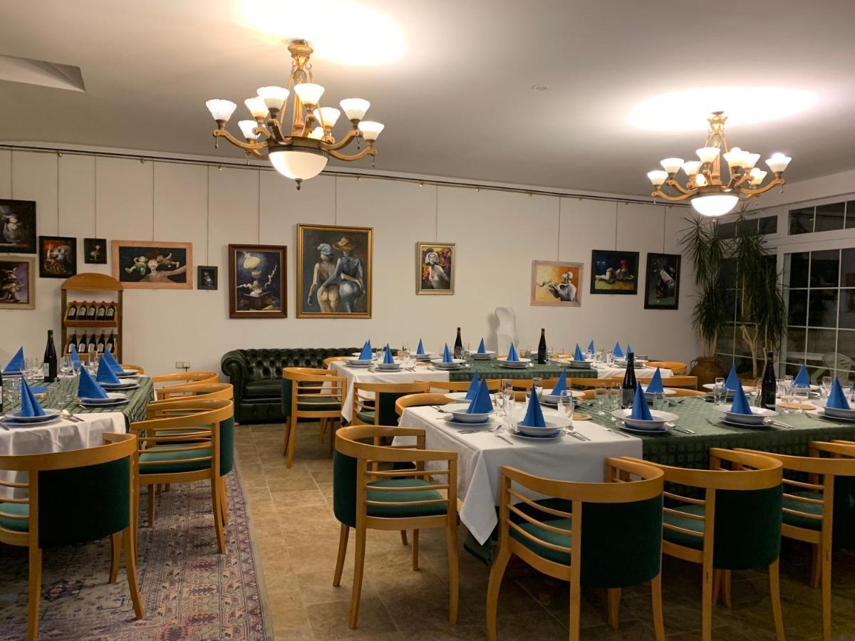 Antik Hotel Sofia Litomyšl Dış mekan fotoğraf