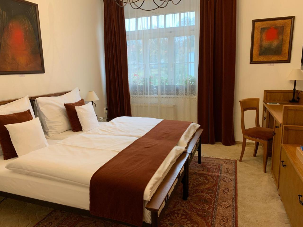 Antik Hotel Sofia Litomyšl Dış mekan fotoğraf